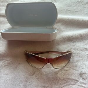 Oakley sunglasses. Like new.